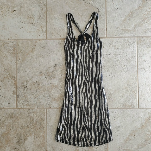 LOVE CULTURE S BLACK SILVER SEQUIN DRESS - Picture 1 of 1